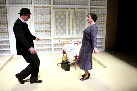 Michael Frayn 's play (photo)