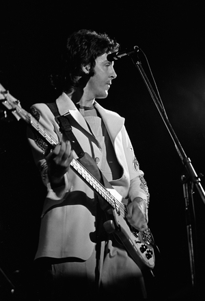Oslo, 19720809. Paul McCartney with a concert in Oslo, Njårdhallen …, 1972 (photo)