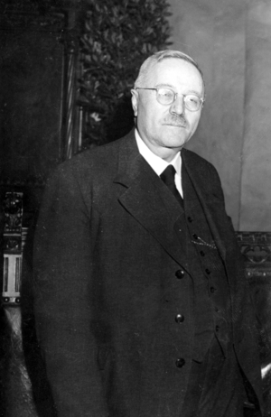 Reinhold Maier (b/w photo)
