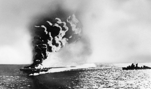 USS Omany Bay, 1945 (b/w photo)