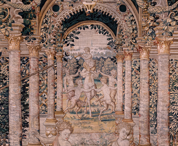 Flemish tapestry. Series Vertumnus and Pomona. Seventh tapestry of the series; Vertumnus transformed into a fisherman (central part). Models Circle of Pieter Coecke Van Aelst and Léonard Thiry. Manufacture Unknown workshop, Brussels. Before 1550. Fabric Gold, silk and wool.