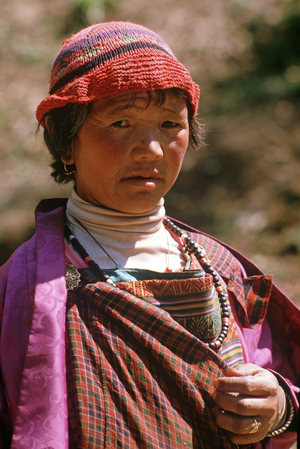 Bhutanese women, Bhutan, Himalayas (photo)