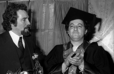 Title awarded to Coluche, 1979 (photo)