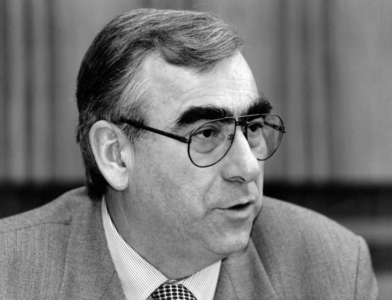 Dr. Theodor Waigel, 1995 (photo)