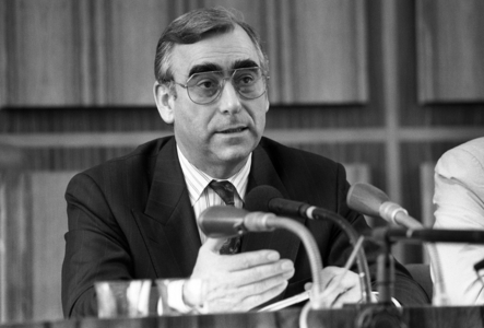Theo Waigel (Germany CSU) in Bonn..., 1990 (photo)