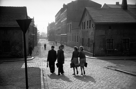The drab streets of Katovice, Poland's most important mining town ..., 1956 (photo)