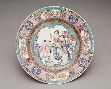 Plate with women and children scene, 1723-1735 (porcelain with overglaze)