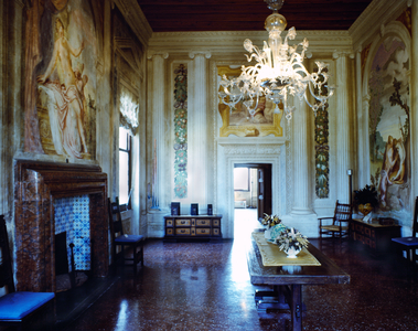 Interior of Villa Emo (photo)