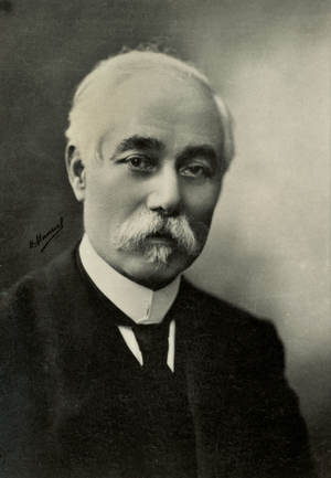 Portrait of Guillaume Bigourdan (photo)