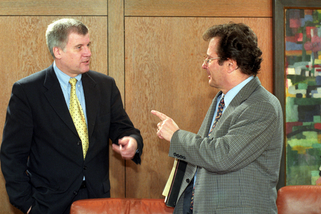 Health Minister Horst Seehofer (left, Germany CSU) and Foreign Minister Klaus Kinkel (Germany..., 1998 (photo)