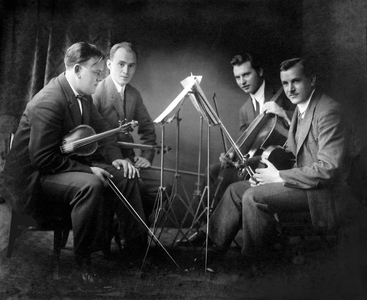 Kudlacek (later Moravian) Quartet of Brno, 1923-1924 line-up - l to r Frantisek Kudlacek, Jan Kuchar, Josef Krenek, Josef Trkan