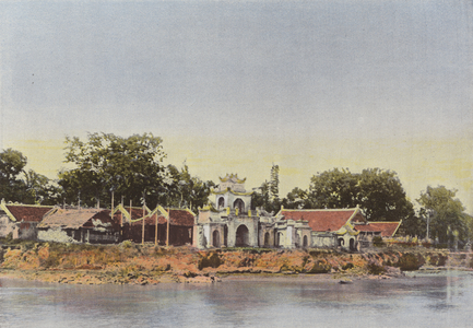 Pagode Sur La Riviere De Hue (colour photo)