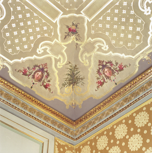 Ceiling of the Royal box with frescoes, Teatro La Scala, Milan, Italy (photo)