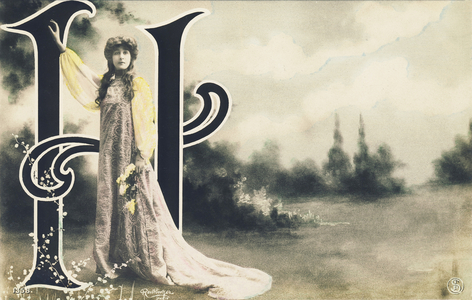 Mitzi Dalti, actress at the Théâtre de l'Odeon .1906 (photography)