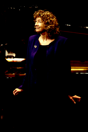 Felicity Lott in 2001, Paris, France. English soprano, b. 1947