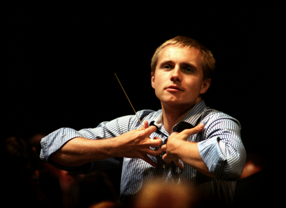 Vasily Petrenko conducting BBC Proms 2010, Prom 4