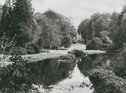 Great Britain: The Lake At Weston Birt House, Tetbury, By Permission Of Sir George Holford (b/w photo)