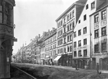 Sendlinger Strasse in Munich (b/w photo)