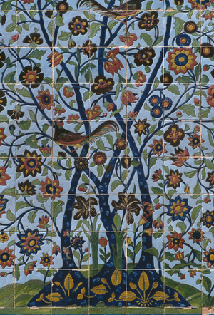 Kolah Farangi Pavilion, decorative tilework of the facade (photo)