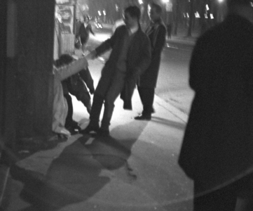 Oslo 19600604 "Where the city's pulse knocks" Photo reporting from Cecilhjørnet …, 1960 (photo)