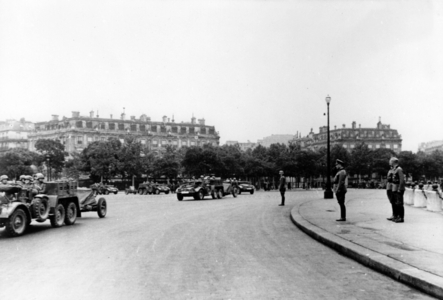 WW2 - invasion of Paris 1940 (photo)