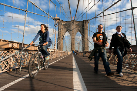 Bike in The Brooklyn Bridge New York City United States of America North America, Brooklyn Bridge, Manhattan, New York, USA (photo)