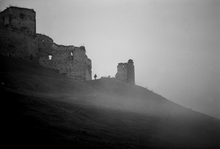 12th Century Spis Castle, in the Kosice region of Slovakia. Romani people in Europe, 1969 (photo)