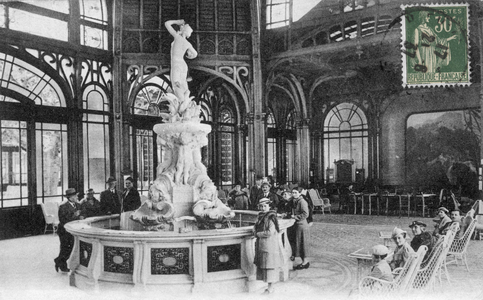 Evian-les-Bains (France): Cachat spring, Postcard, c. 1937