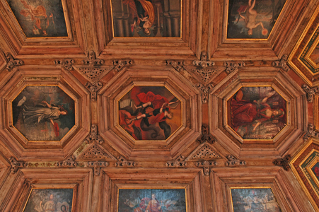 Oporto, Se Catholic Cathedral (orig. 12th century), ceiling in the museum