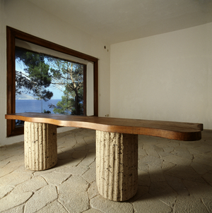 Contemporary architecture : Table in the living room - Casa Malaparte, 1938-1940
