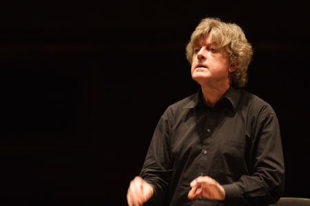 James Judd at Le Théâtre des Champs-Élysées, Paris, 2009 (photo)