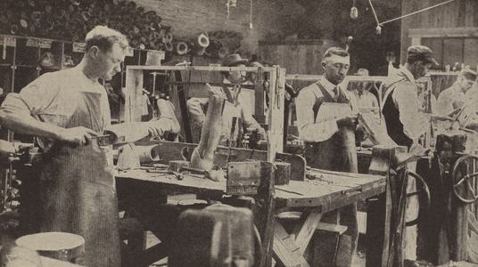 Manufacturing artificial limbs at the Hanger Artificial Limb Company, Washington, DC (b/w photo)