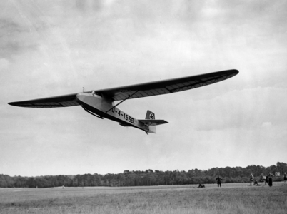 Glider in Trebbin, 1943 (b/w photo)