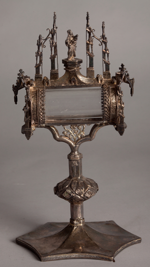 Reliquairy-monstrance. Goldsmithing. Provenience church Saint-Pierre Lessines.