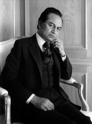 Agha Hasan Abedi, Pakistani founder (from a Shiite family) and president of the Bank for Credit and International Trade (BCCI)