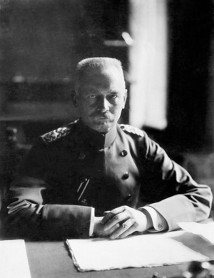 Erich von Falkenhayn, 1913 (b/w photo)