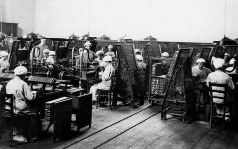 Industry 1920-1930 (b/w photo)