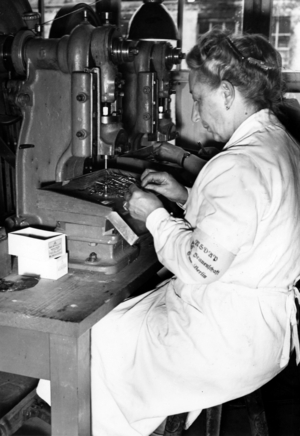 II. WK - NS Women's Union, 1944 (photo)