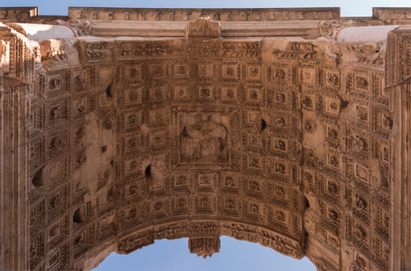 Roman art : Decoration coffered in the vault - Arc of Titus, Rome, Italy