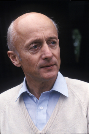 Oslo: 19810914 Politician Kåre Willoch (H) the day before the parliamentary elections 1981 ..., 1981 (photo)