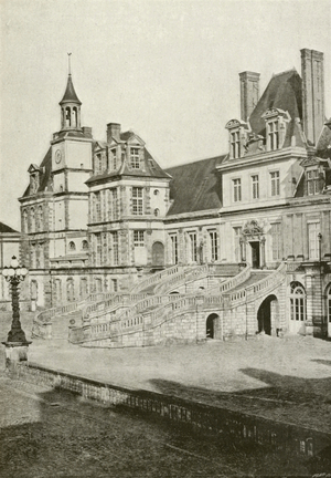 Fontainebleau, Facade de la Cour des Adieux (b/w photo)