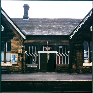 The platform elevation of Settle Station, 1991 (photo)
