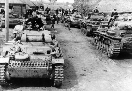 II. WK, Eastern Front, Tank Troop 1942 (photo)