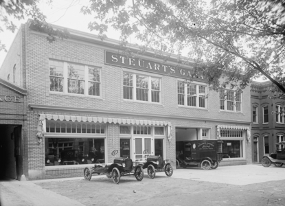 Auto Parts Garage 1920 (photo)