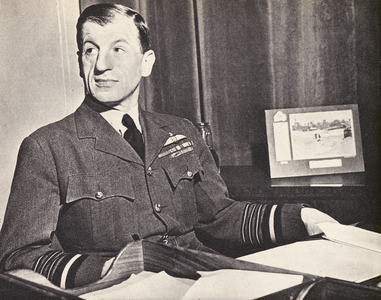WW2: The Chief of the Air Staff (b/w photo)