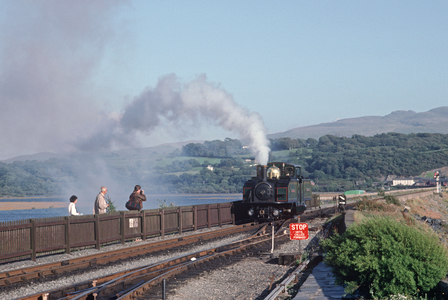 Steam locomotive on the Cob causeway approach to Porthmadog, Gwynedd, North Wales, 1990 (photo)