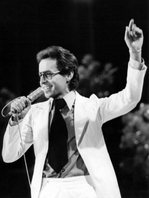 Singer Jürgen Walter (GDR) during the 6th International Schlager Festival in the Kulturpalast..., 1977 (photo)