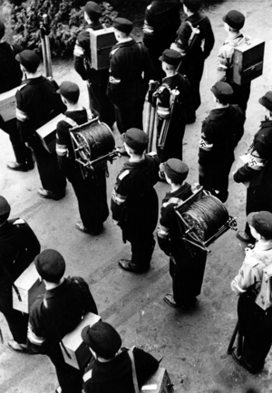 WW2 - Training in the intelligence HJ 1942 (photo)