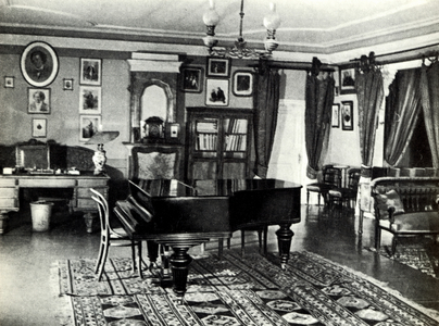 Pyotr I Tchaikovsky's piano