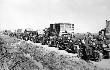 II. WK, Eastern Front, Kerch 1942 (photo)